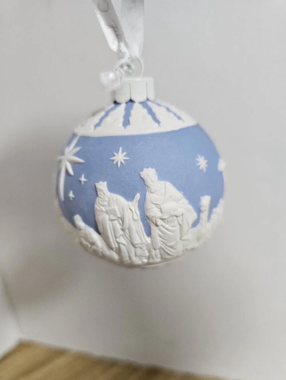 NWT Wedgwood 260th Anniversary 2019 Christmas Deer Bauble Ornament Blue White